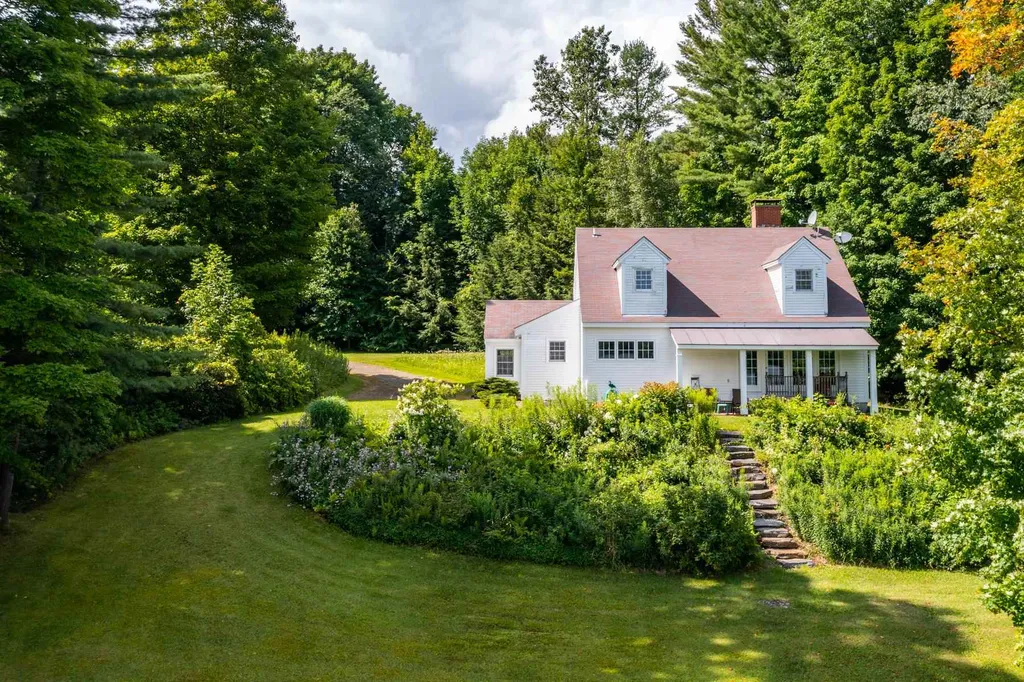 182 North Road Barnard VT 05031