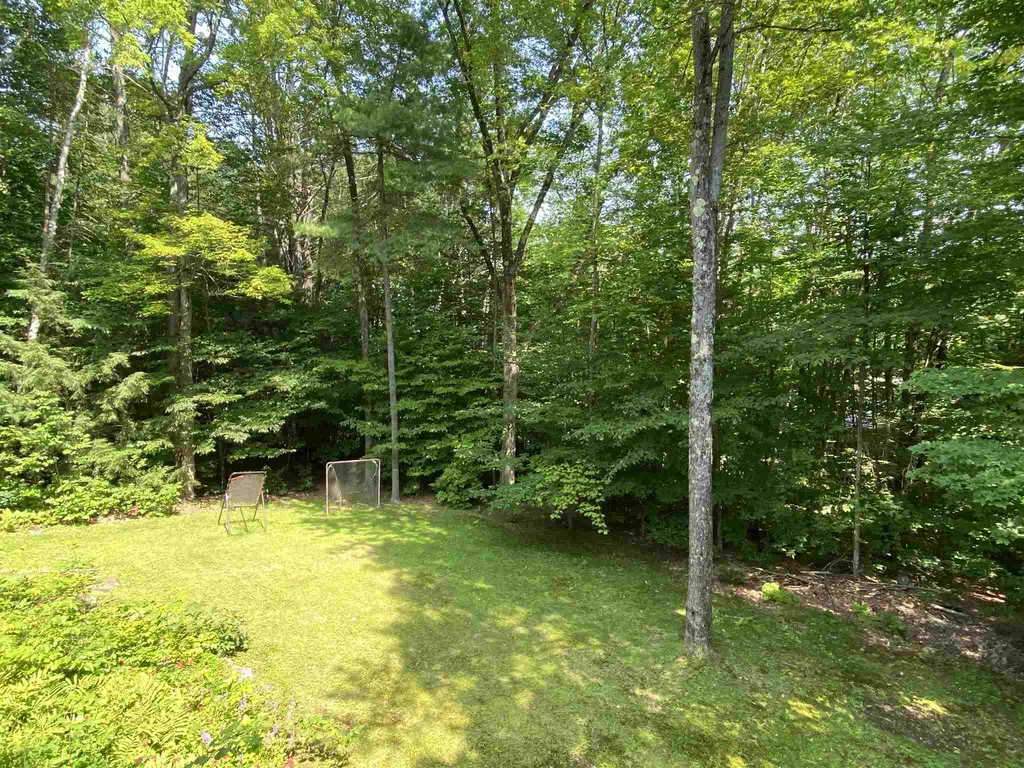 91 Morey Lane Hartford VT 05059