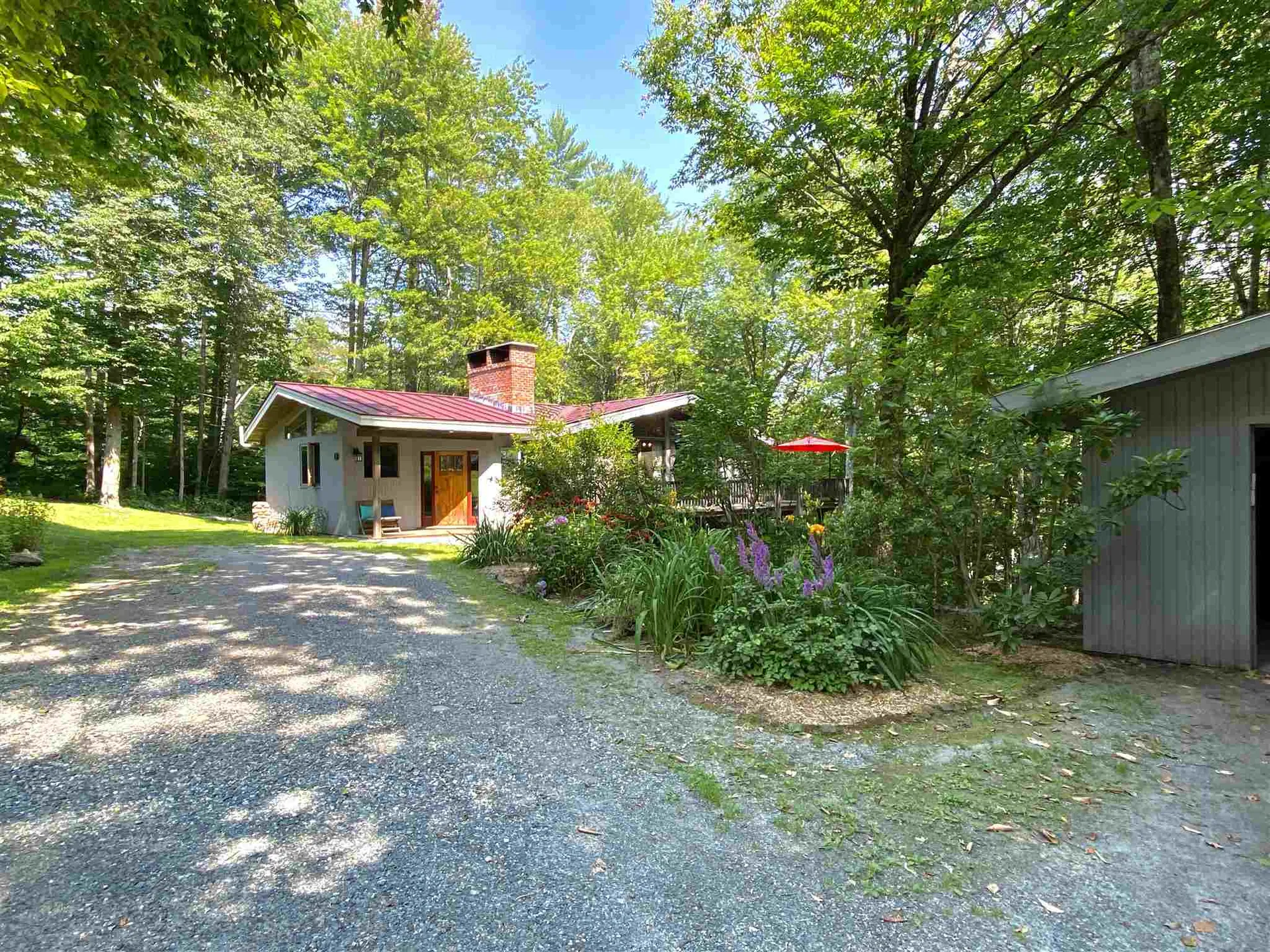 91 Morey Lane Hartford VT 05059