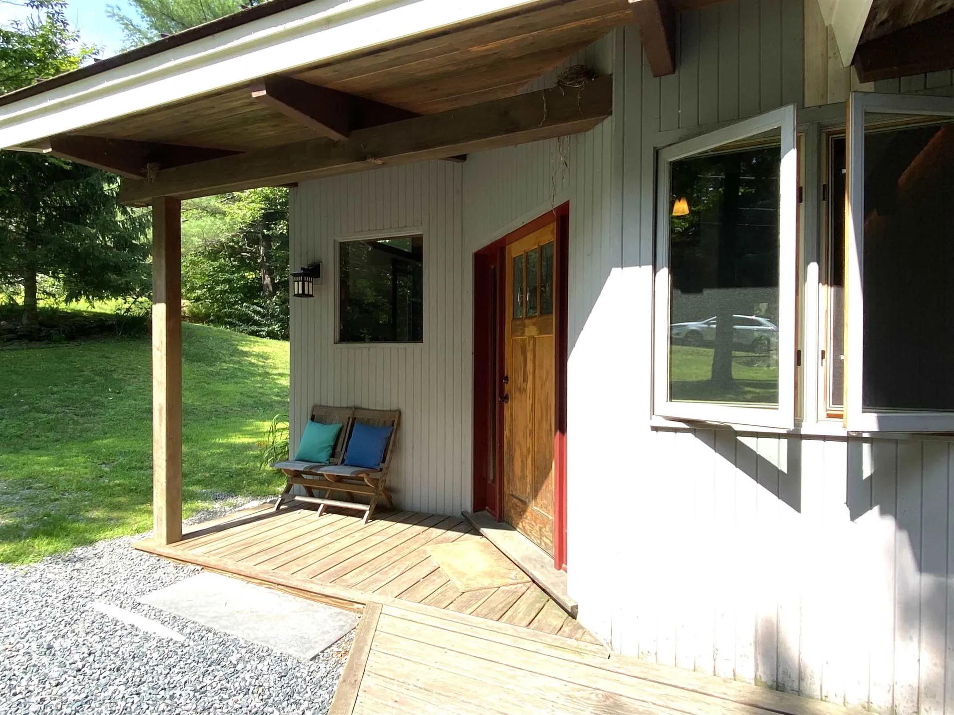91 Morey Lane Hartford VT 05059