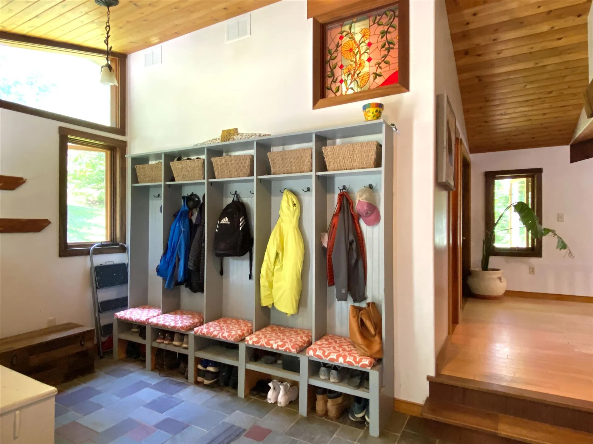 91 Morey Lane Hartford VT 05059