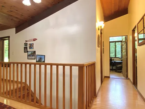 91 Morey Lane Hartford VT 05059