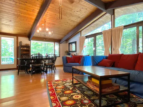 91 Morey Lane Hartford VT 05059