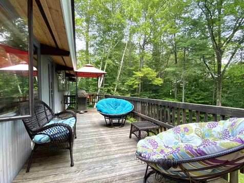 91 Morey Lane Hartford VT 05059