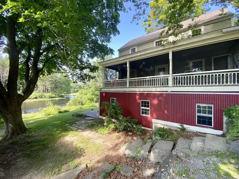 14 Newmarket Road Durham NH 03824