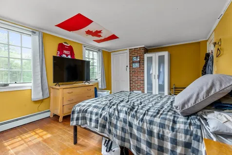 14 Newmarket Road Durham NH 03824