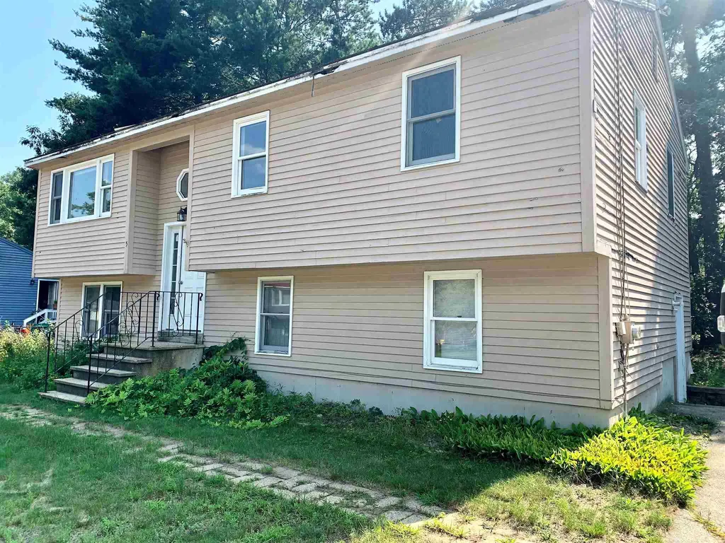 5 Kirsten Avenue Rochester NH 03867