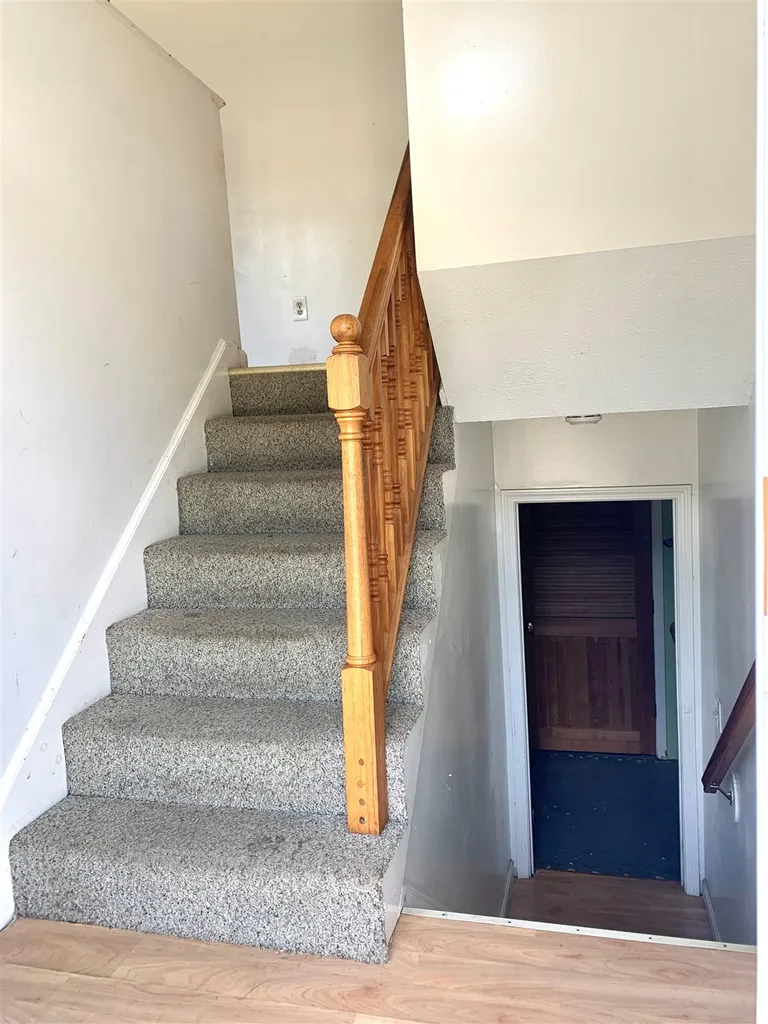 5 Kirsten Avenue Rochester NH 03867