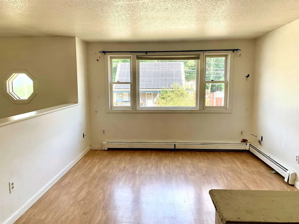 5 Kirsten Avenue Rochester NH 03867