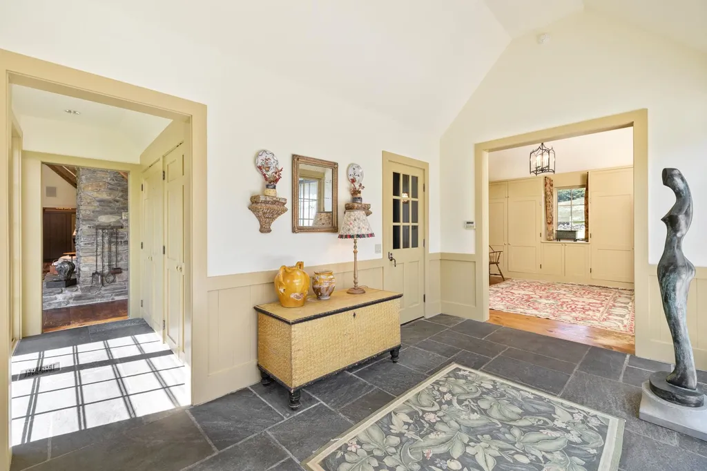 1046 Beaver Meadow Road Norwich VT 05055