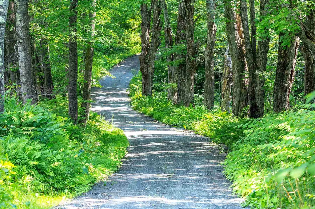 131 Bernard Road Pomfret VT 05053