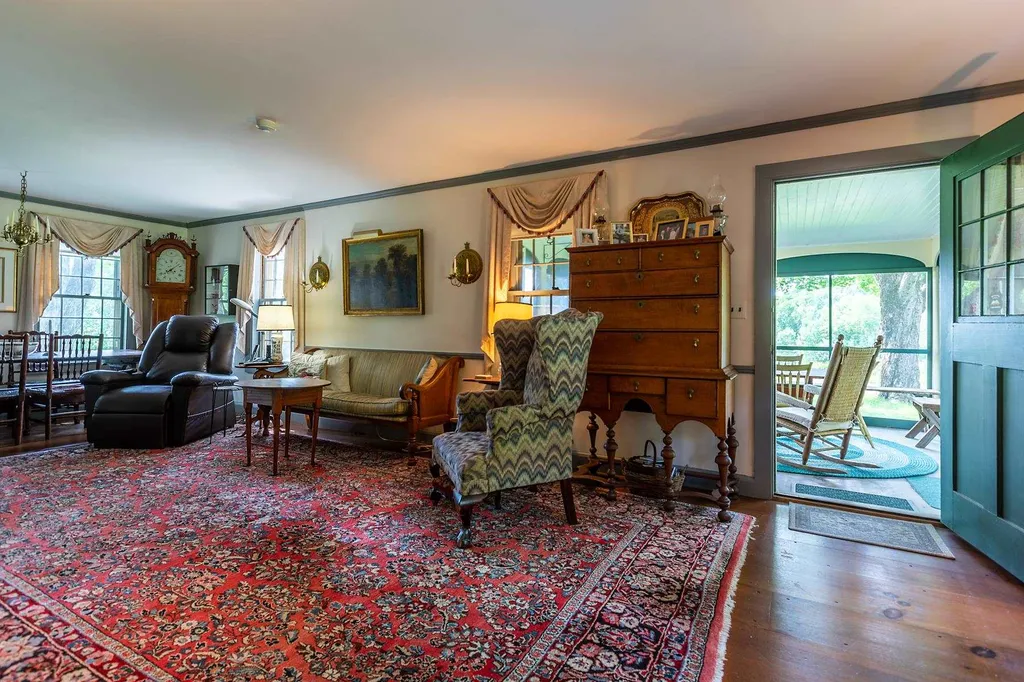 131 Bernard Road Pomfret VT 05053
