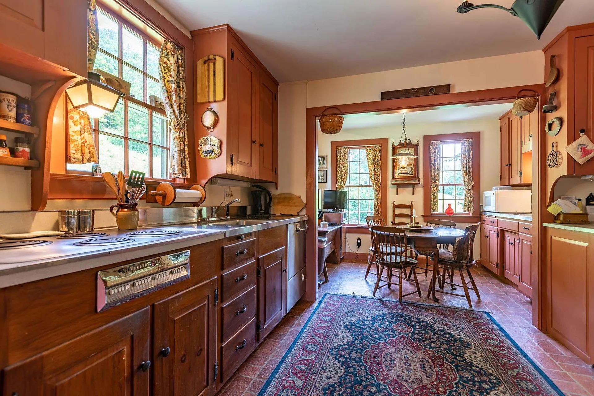 131 Bernard Road Pomfret VT 05053