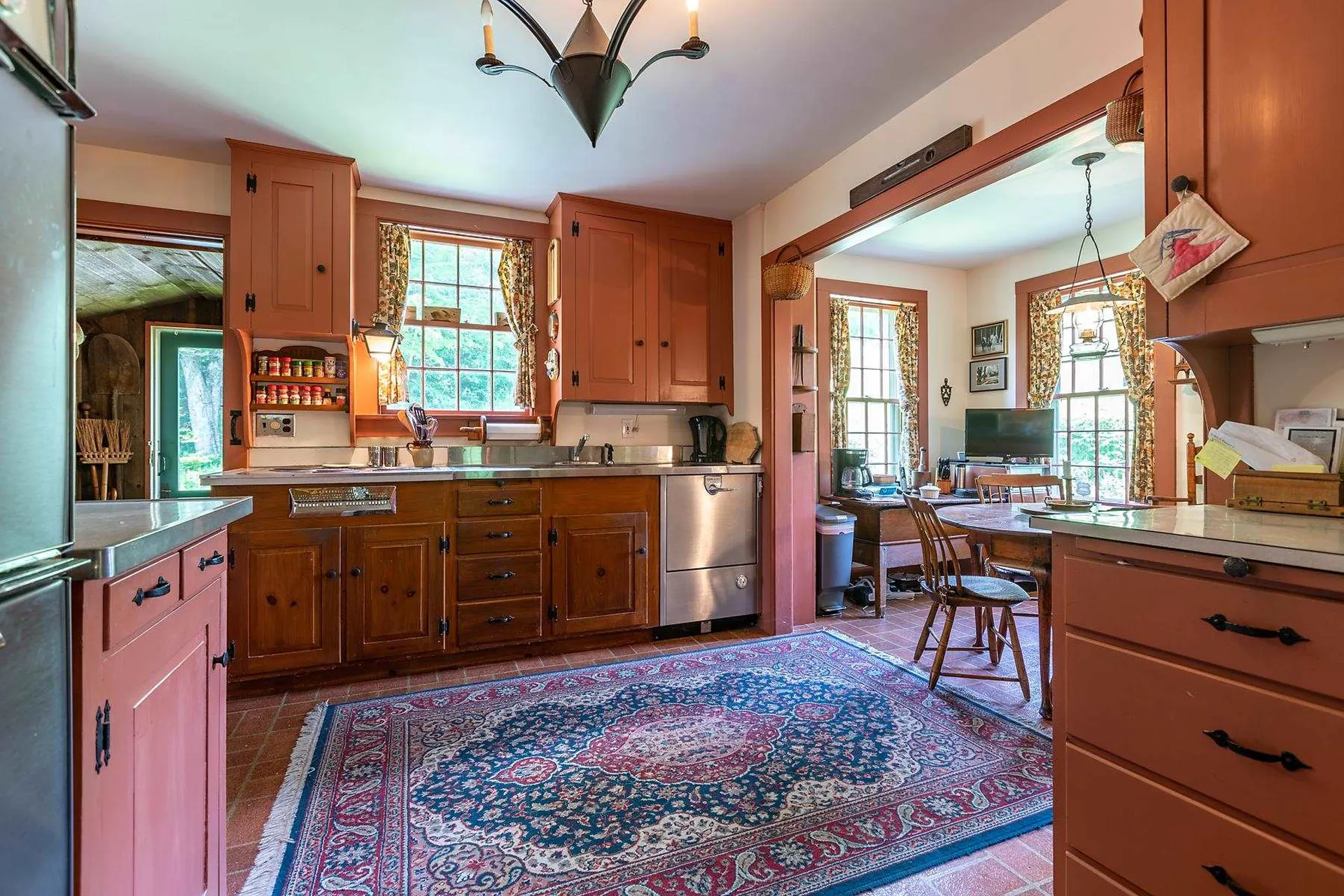 131 Bernard Road Pomfret VT 05053