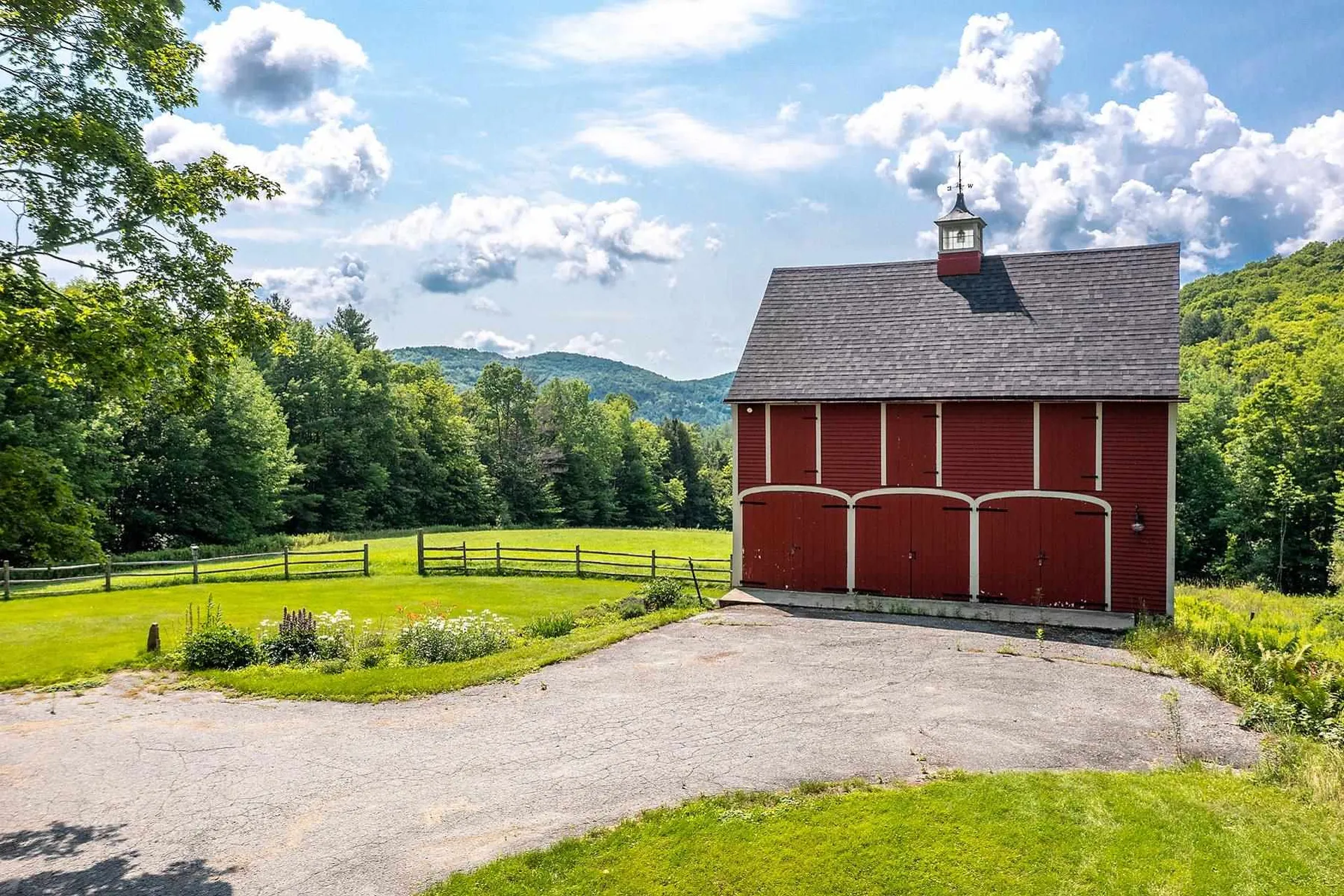 131 Bernard Road Pomfret VT 05053