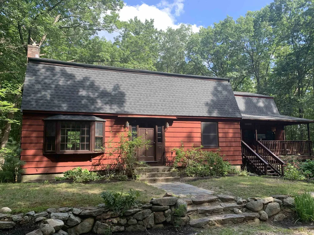 64 Bates Road Merrimack NH 03054