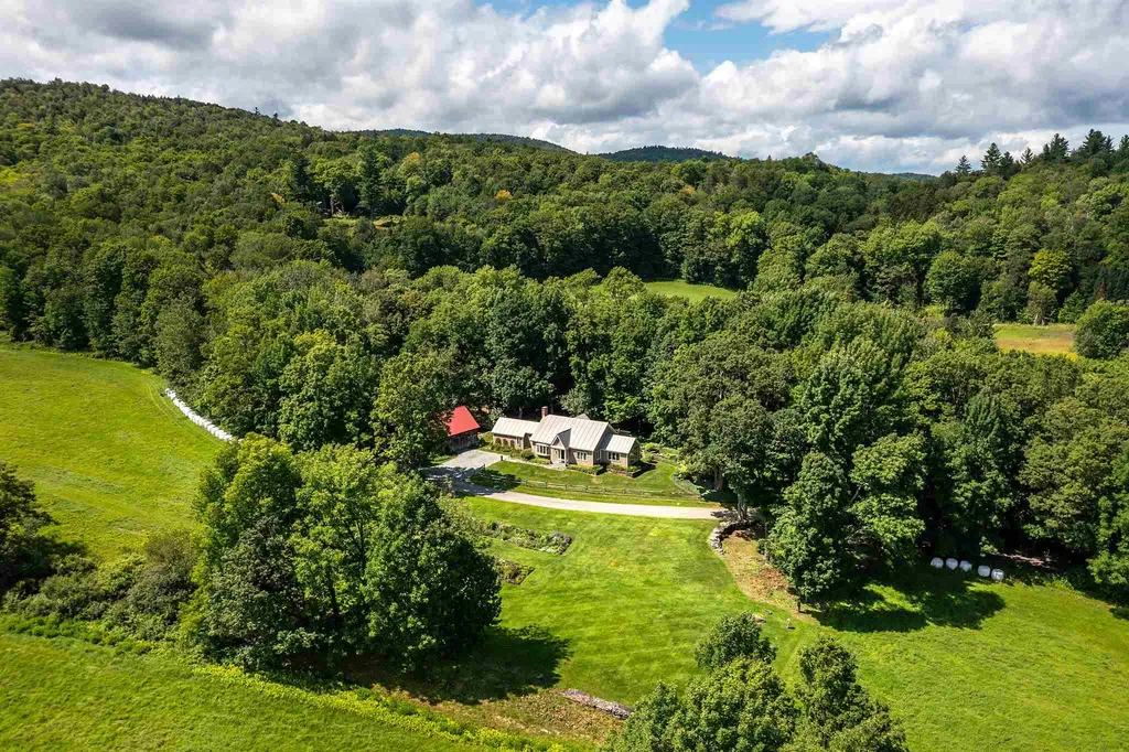 472 Greengate Road Barnard VT 05031