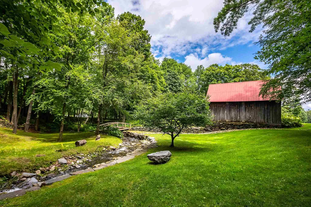 472 Greengate Road Barnard VT 05031