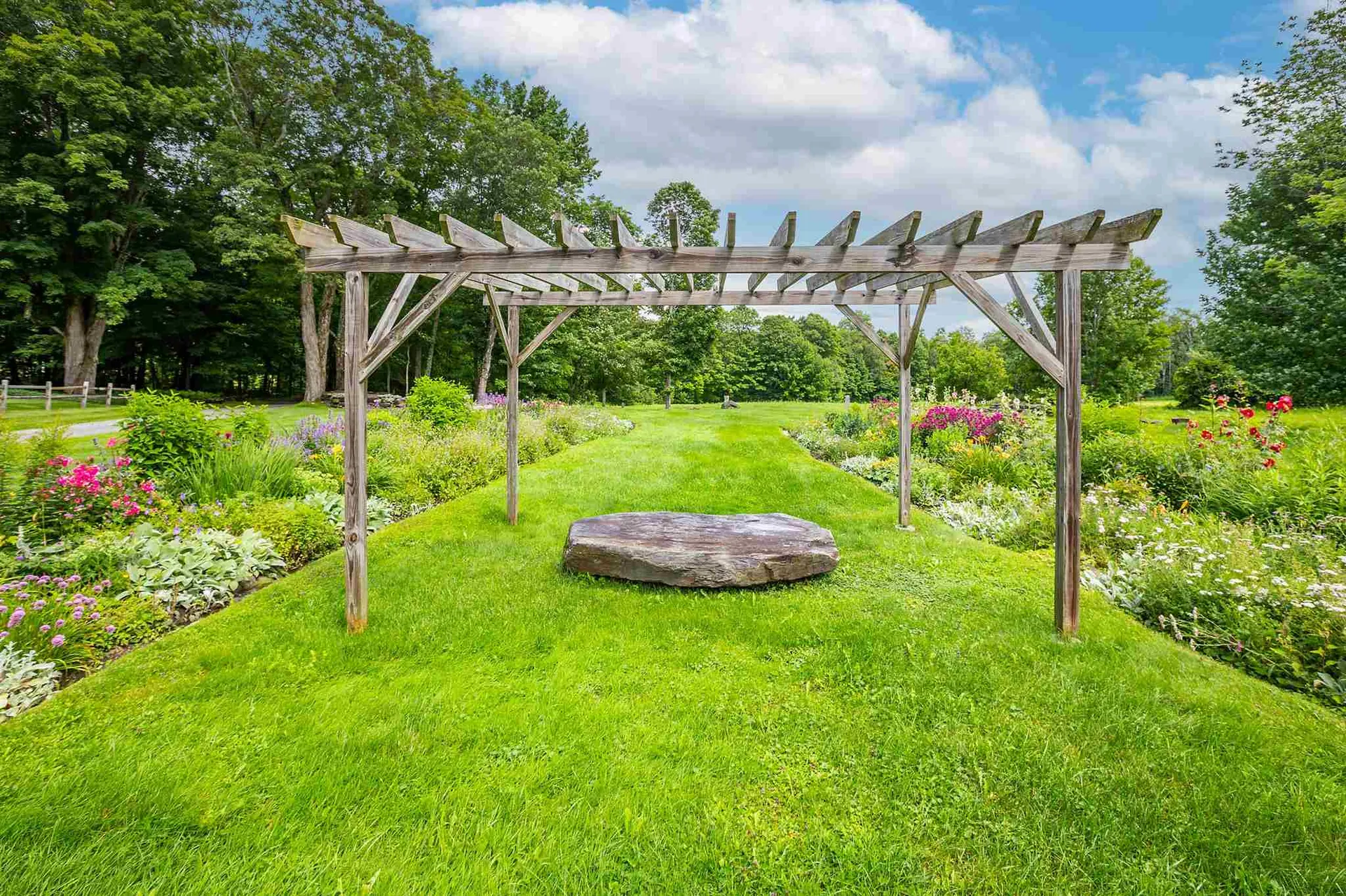 472 Greengate Road Barnard VT 05031