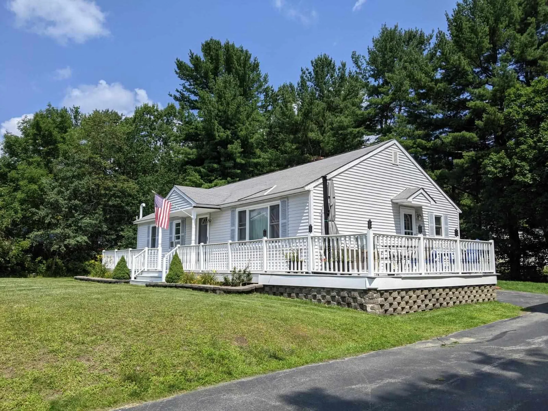 15 Playground Road New Ipswich NH 03071
