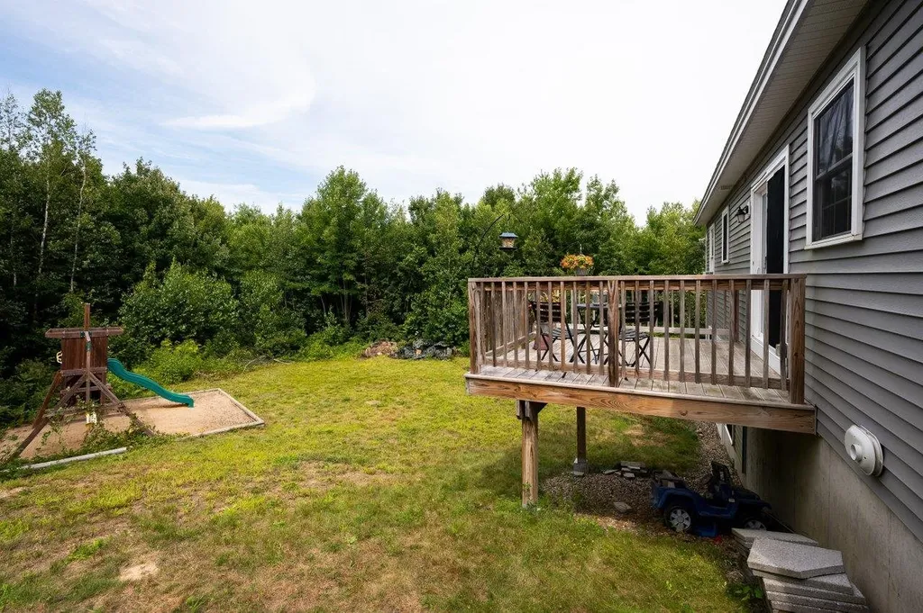 29 Moose Lane Lebanon ME 04027
