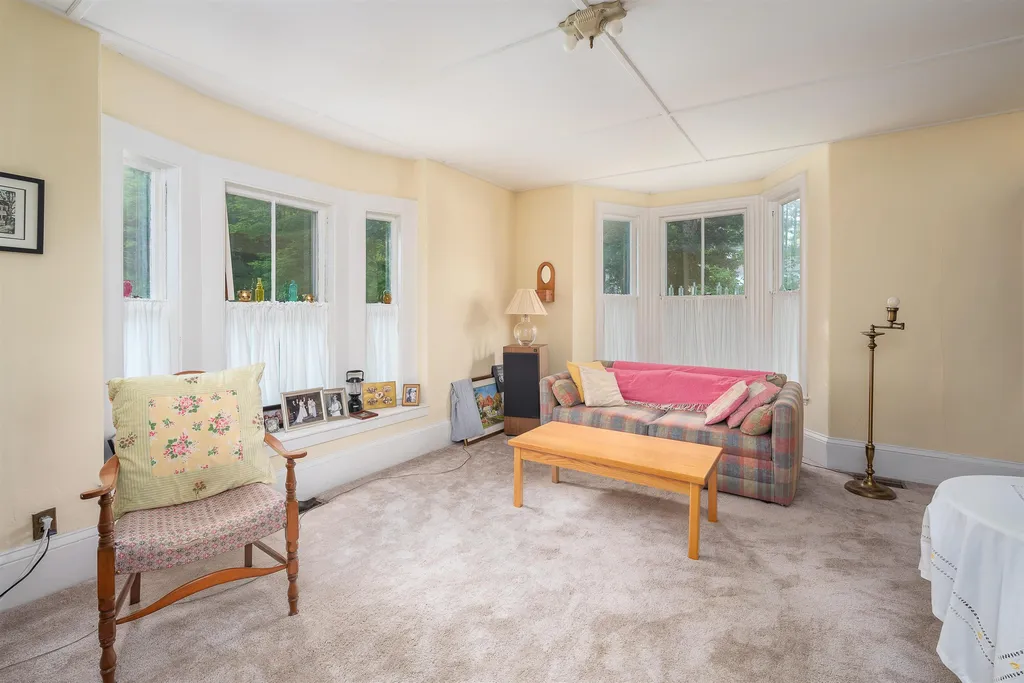 28 Elm Street Freedom NH 03836