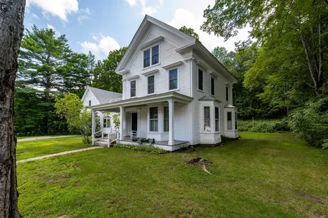28 Elm Street Freedom NH 03836