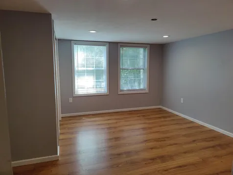 13 Paradise Lane Auburn NH 03032