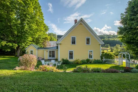 49 High Street Sunapee NH 03782