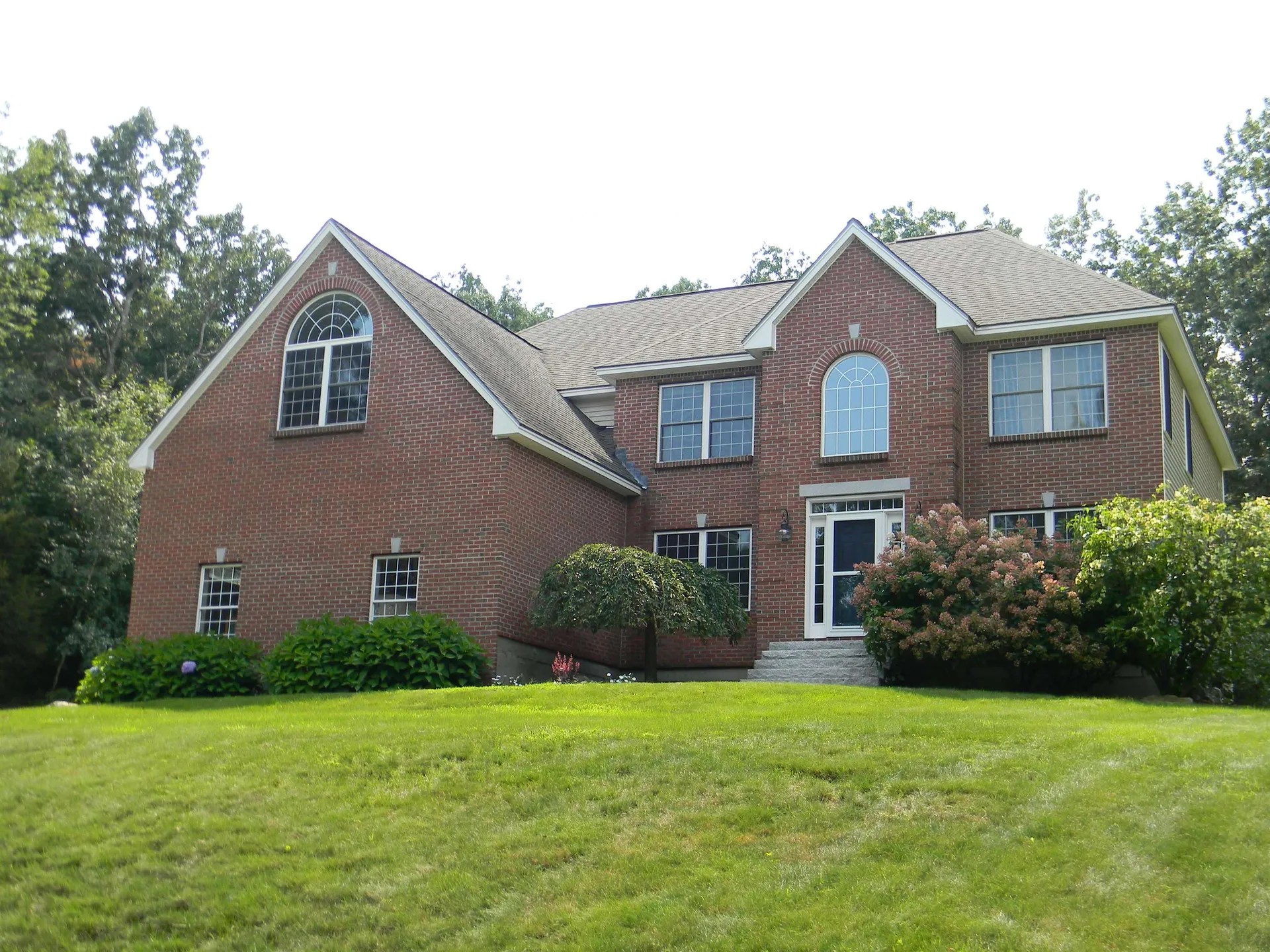 60 Camelot Drive Bedford NH 03110