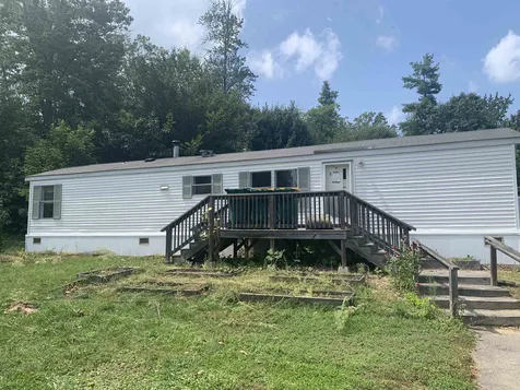 4 Henry Drive Rochester NH 03839