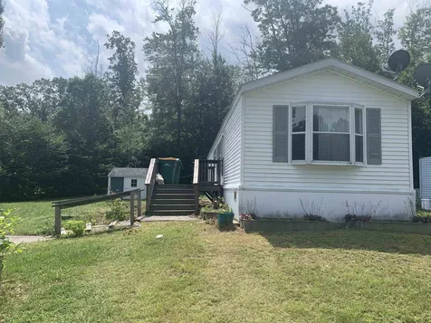 4 Henry Drive Rochester NH 03839