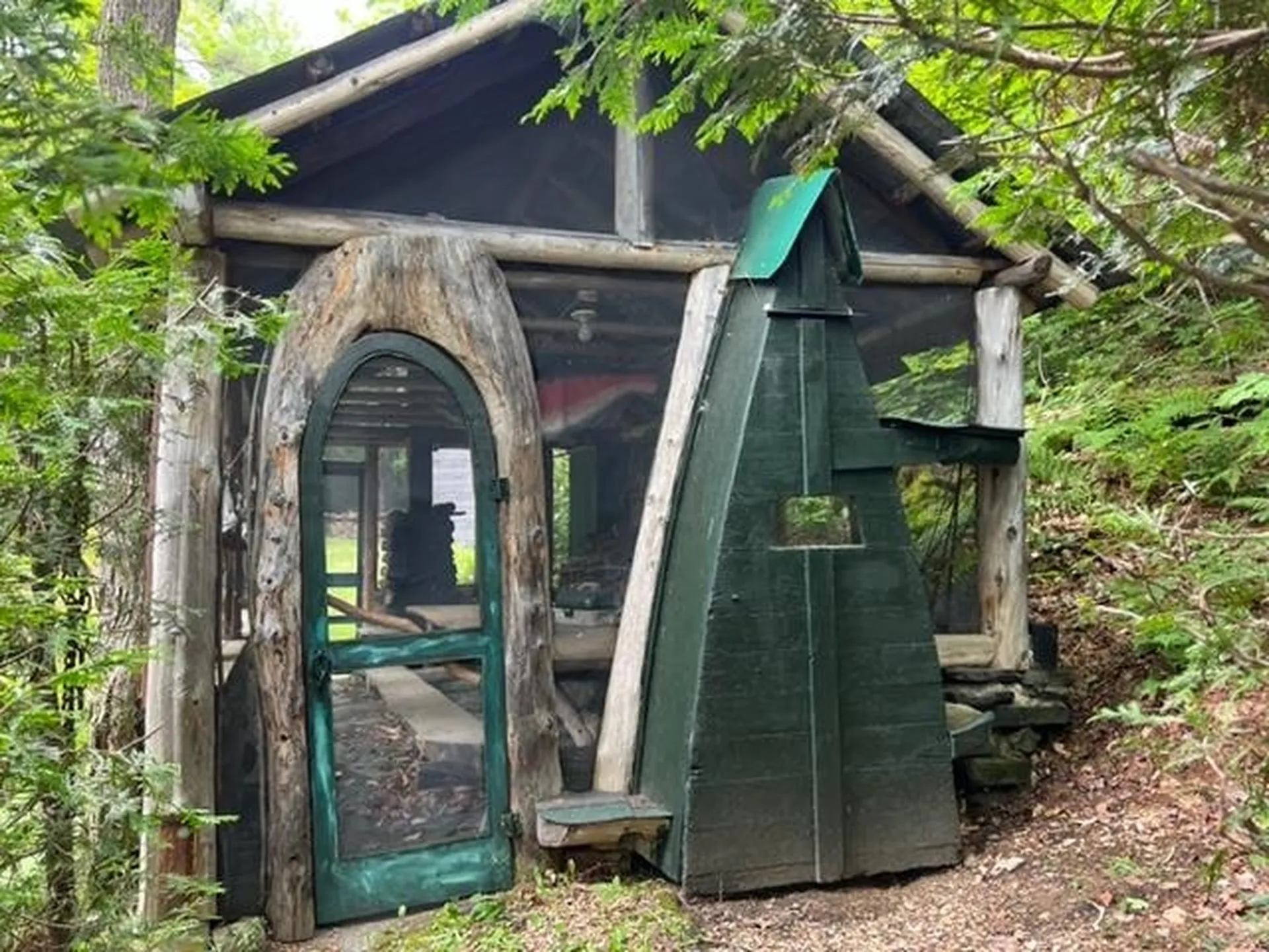 111 Peninsula Road Eden VT 95652