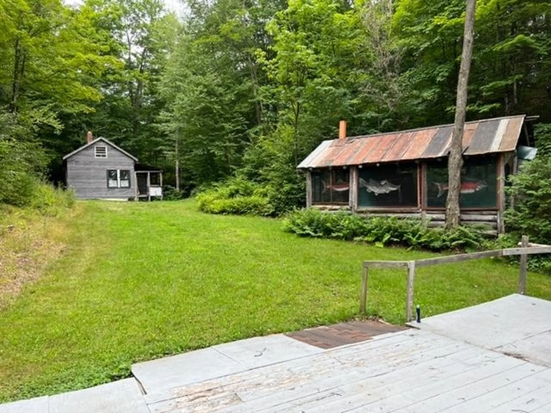 111 Peninsula Road Eden VT 95652