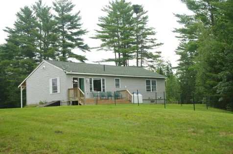 31 Courtland Drive Danbury NH 03230