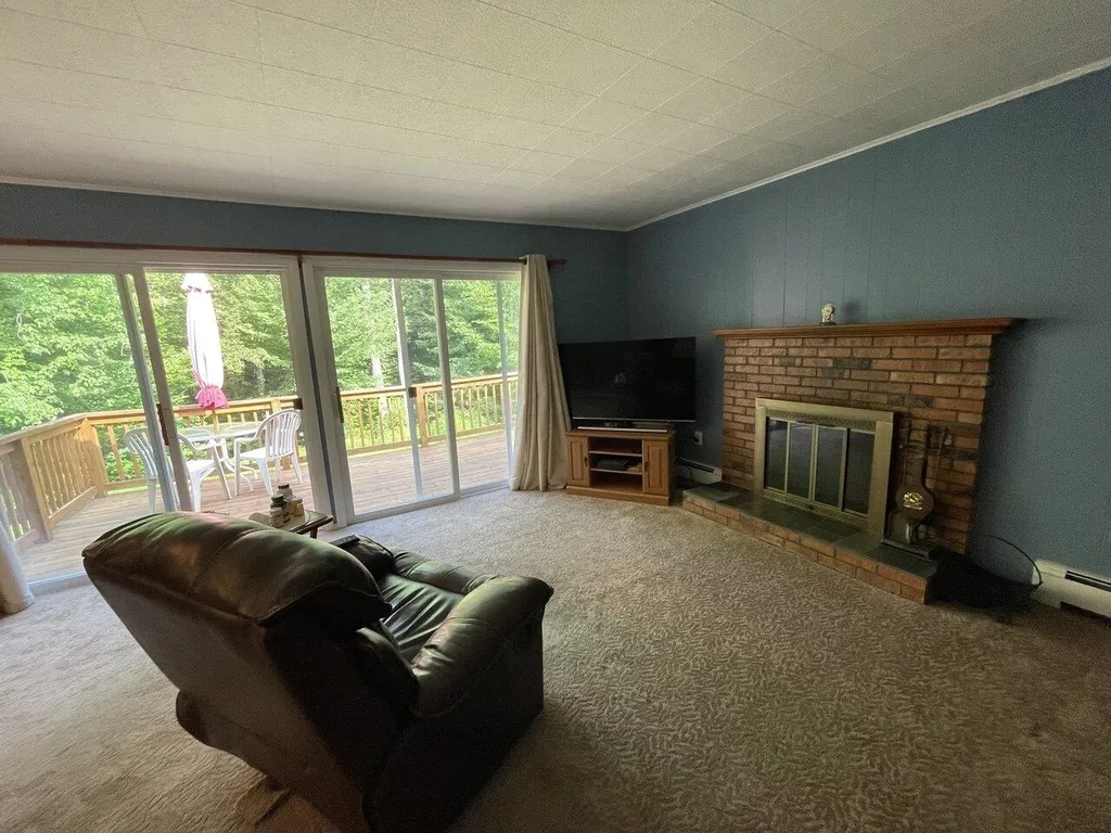 119 Route 7 North Milton VT 05468