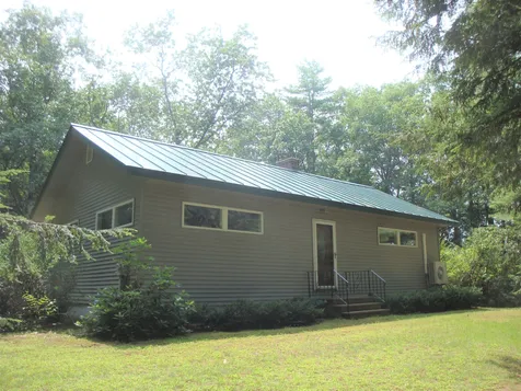 62 Cedarwood Road Charlestown NH 03603
