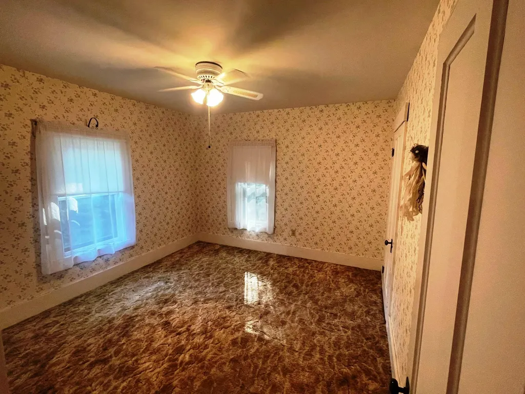 44 Cascadnac Avenue Hartford VT 05001