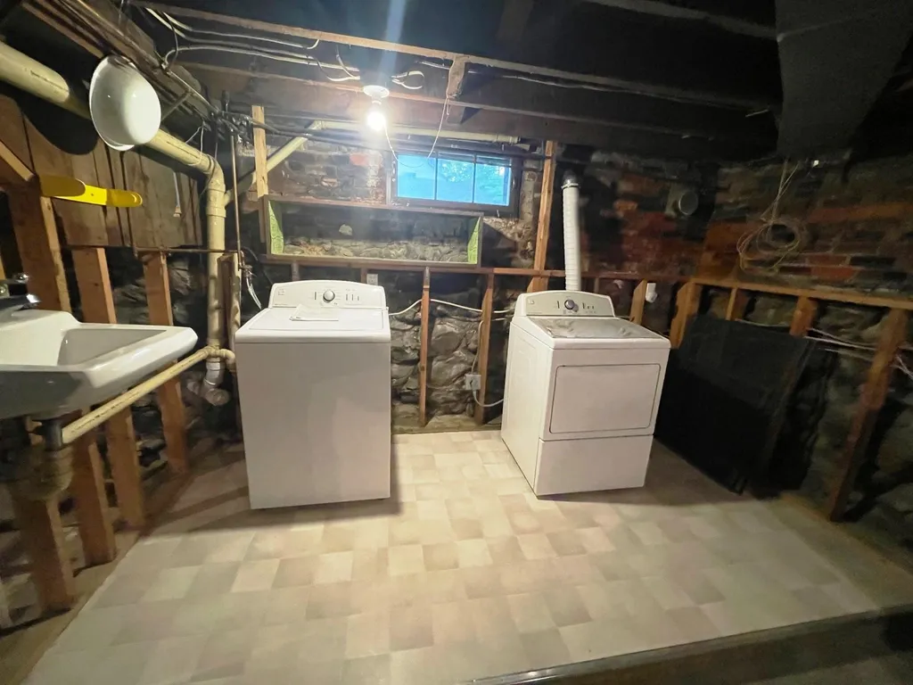 44 Cascadnac Avenue Hartford VT 05001