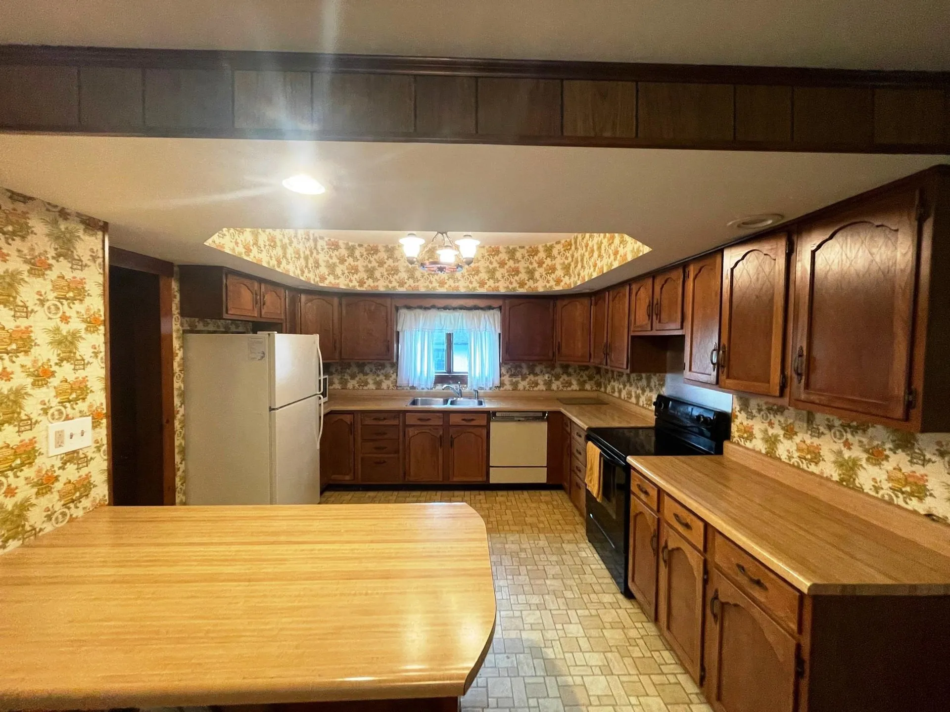 44 Cascadnac Avenue Hartford VT 05001