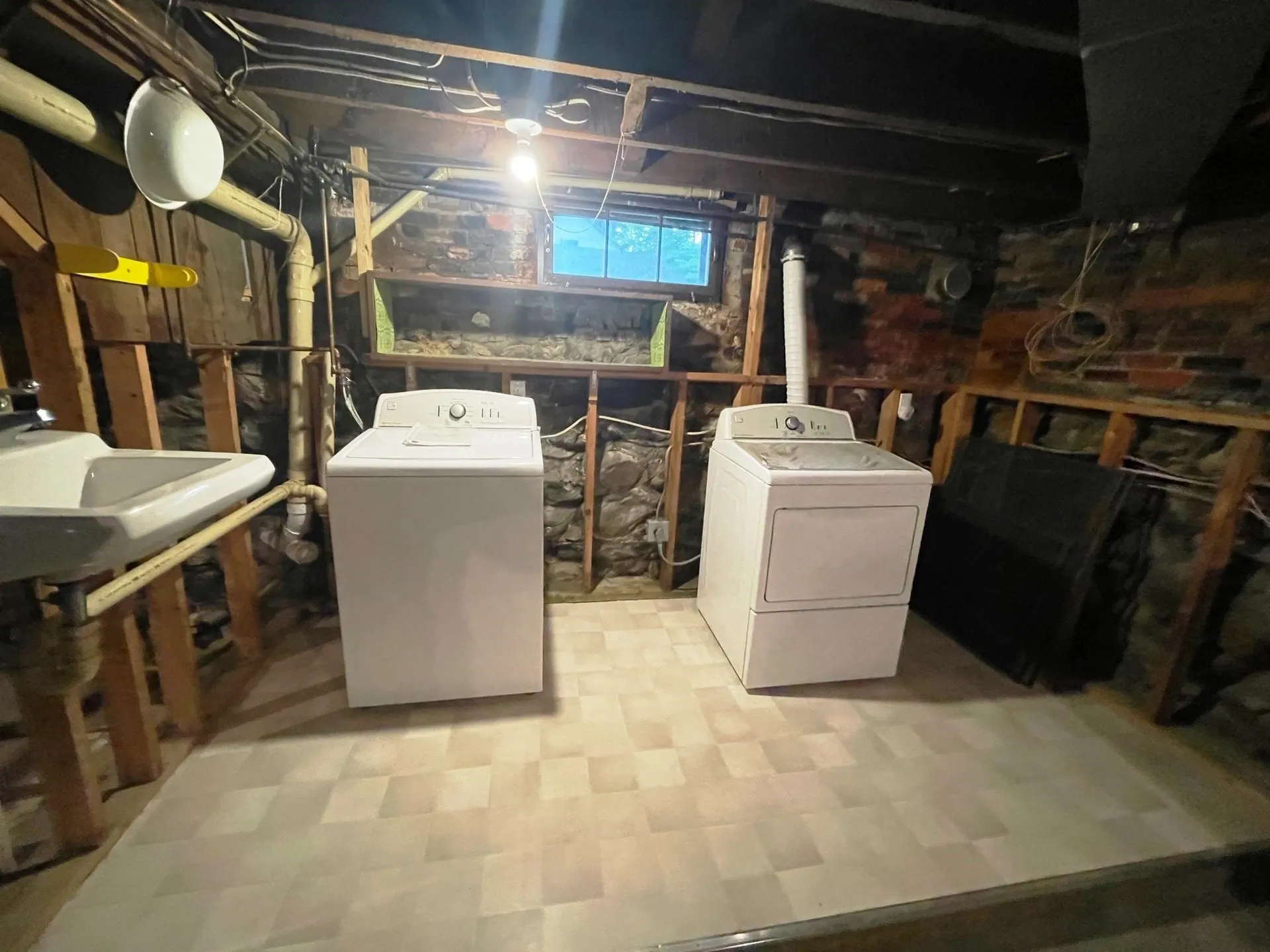 44 Cascadnac Avenue Hartford VT 05001