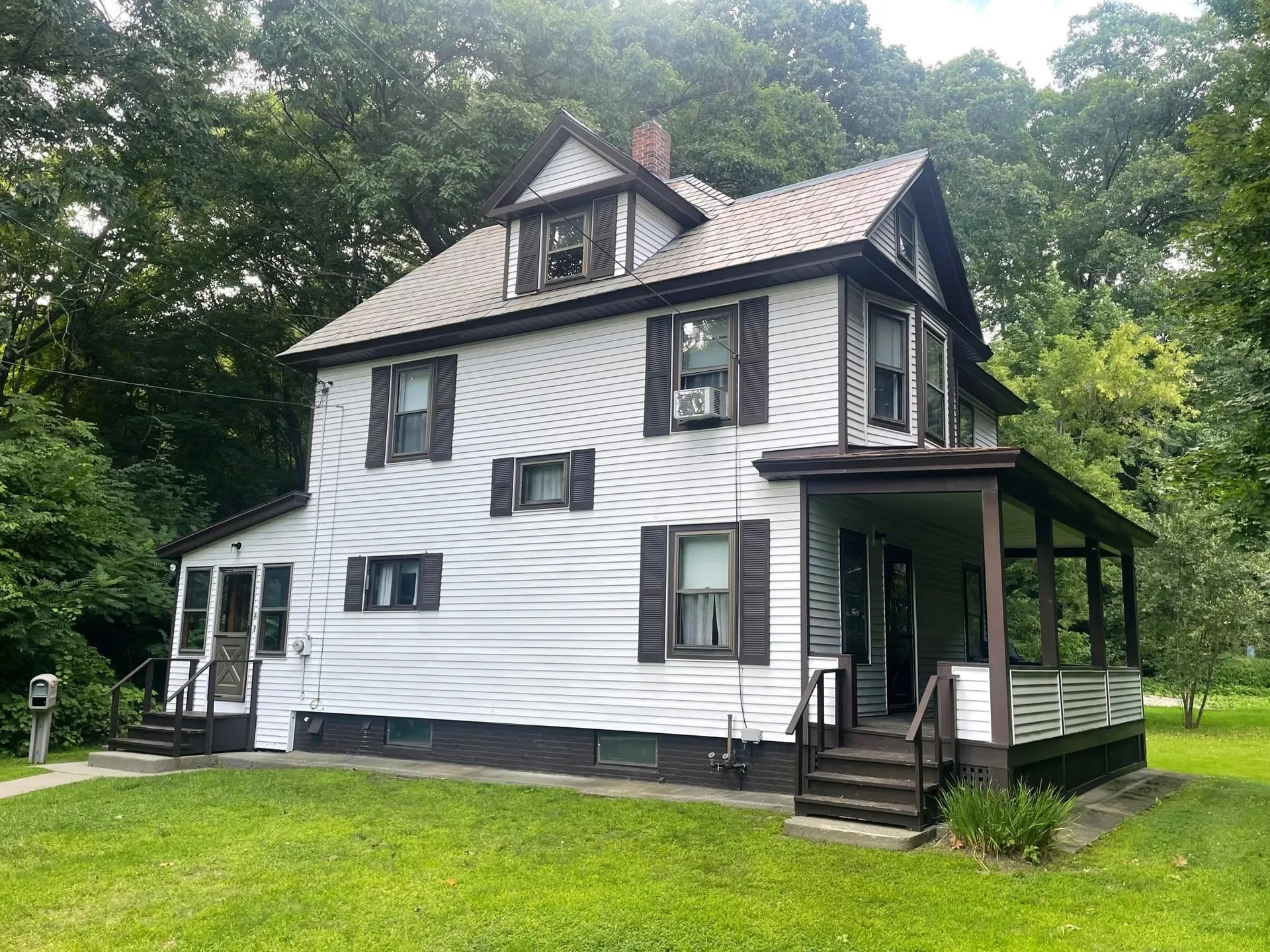 44 Cascadnac Avenue Hartford VT 05001