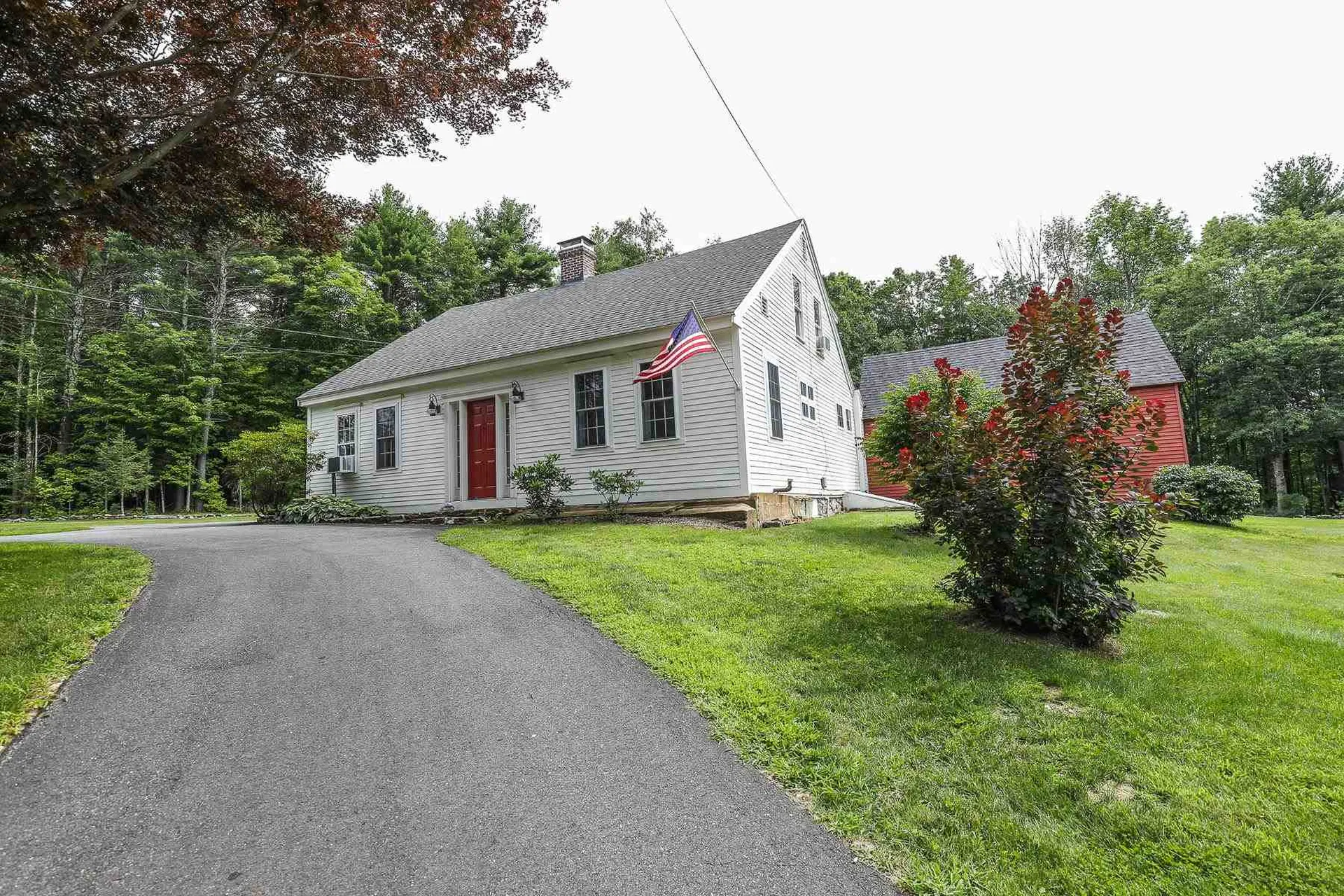 20 Mount Delight Road Deerfield NH 03037