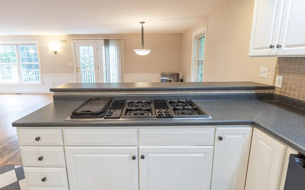 425-427 Elm Street Keene NH 03431