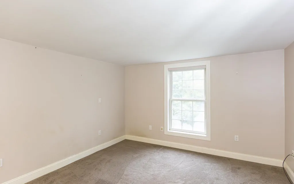 425-427 Elm Street Keene NH 03431