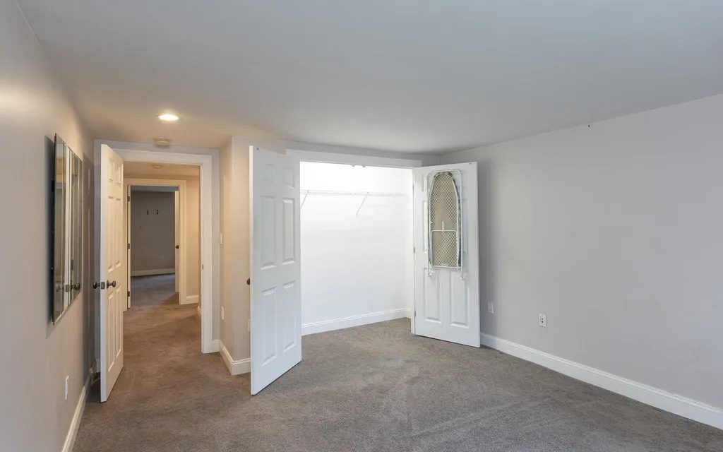 425-427 Elm Street Keene NH 03431