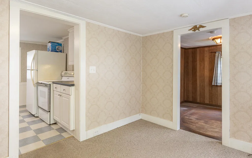 425-427 Elm Street Keene NH 03431