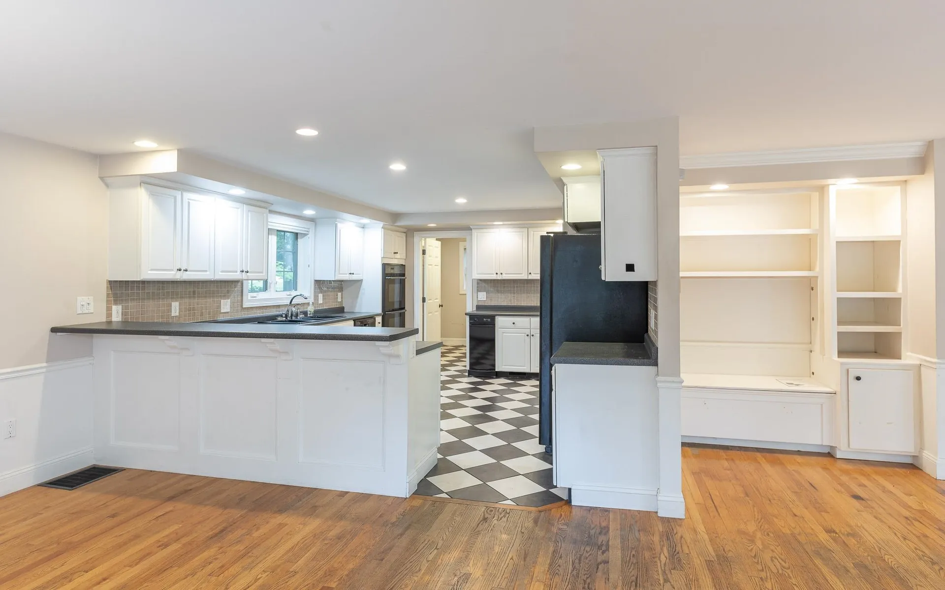 425-427 Elm Street Keene NH 03431