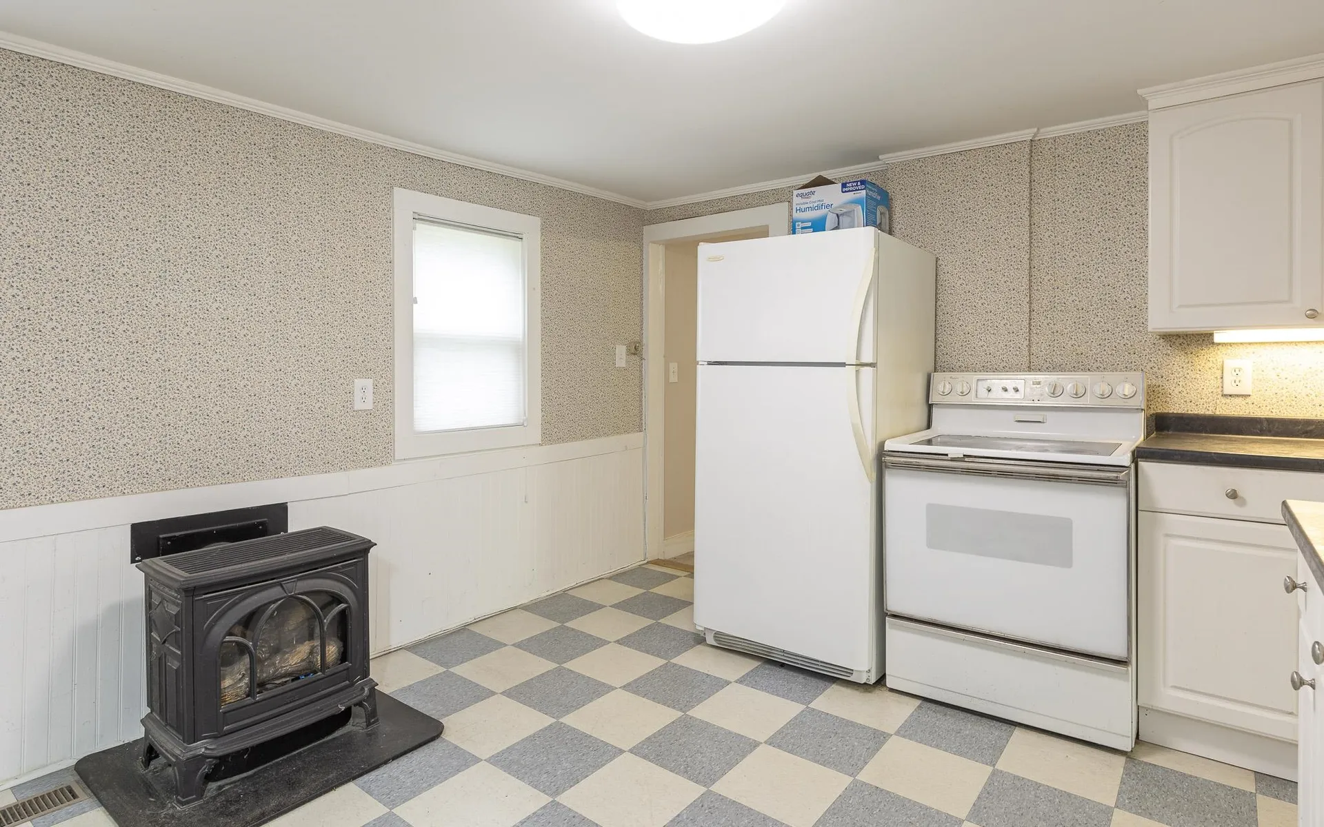425-427 Elm Street Keene NH 03431