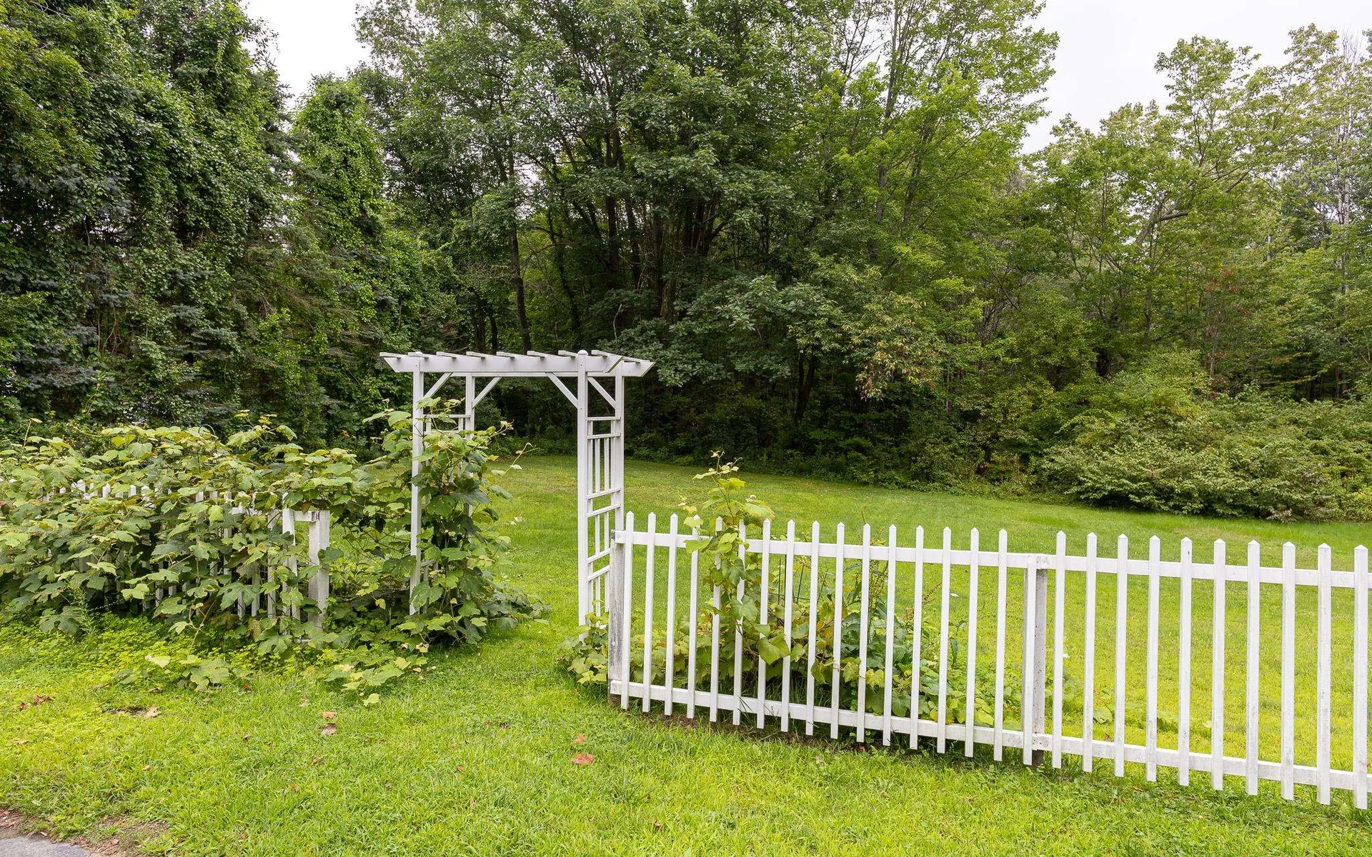 425-427 Elm Street Keene NH 03431